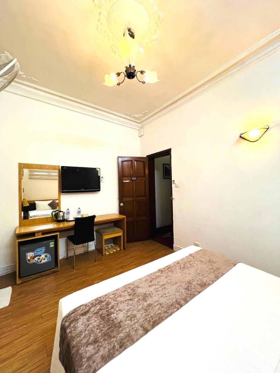 Hanoi Win Hotel & Travel Hanói Exterior foto